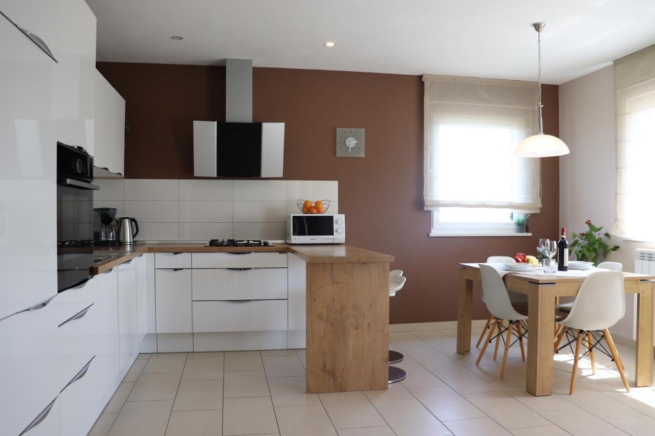Apartments Supra Mare Rabac Extérieur photo