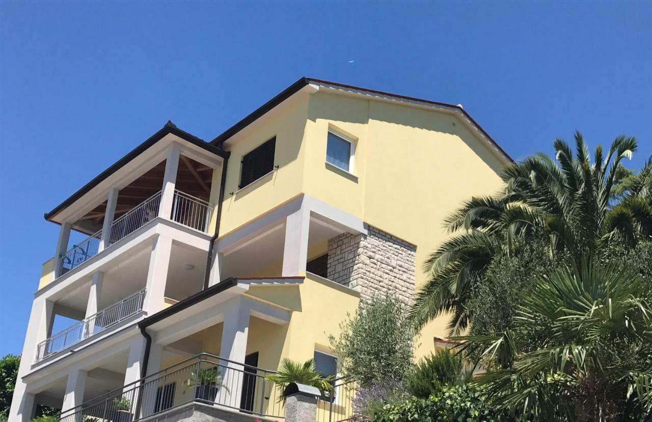 Apartments Supra Mare Rabac Extérieur photo