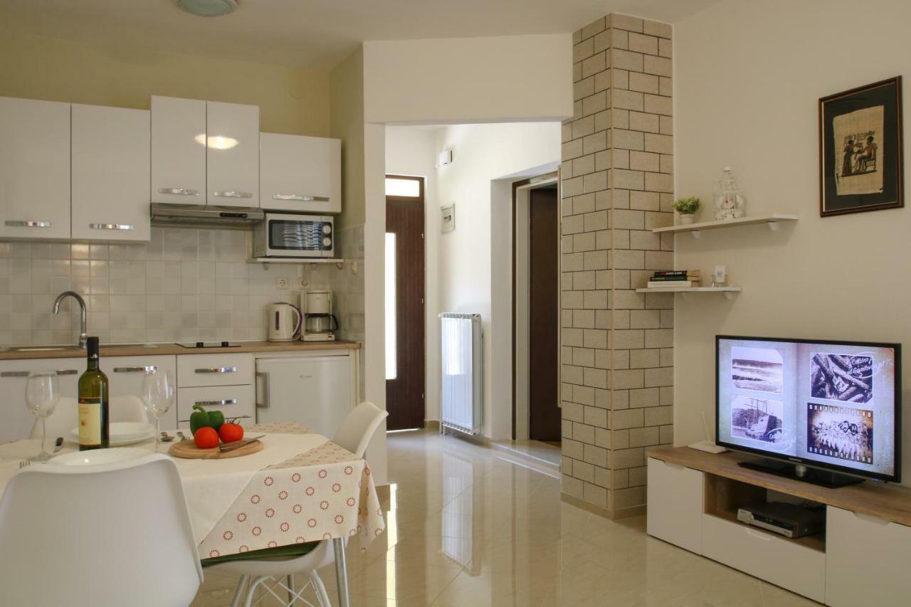 Apartments Supra Mare Rabac Extérieur photo