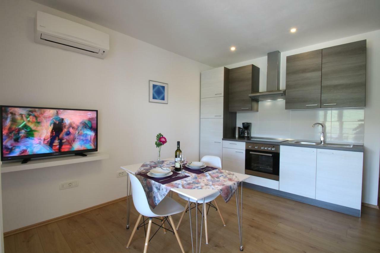 Apartments Supra Mare Rabac Extérieur photo